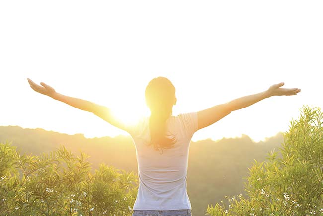 15 Ways to Spend Each Hour of Sunshine During The Summer Solstice