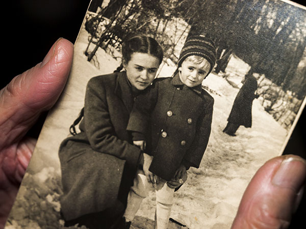 Sorting Through a Lifetime of Clutter Following the Loss of a Loved One