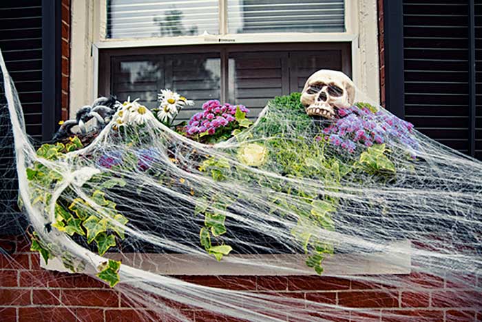 13 Tips on Making a Halloween Haunted House