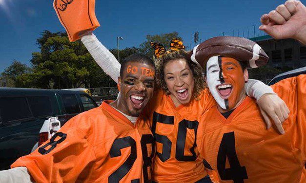 11 Tailgating Tips and Checklist for the Ultimate Party