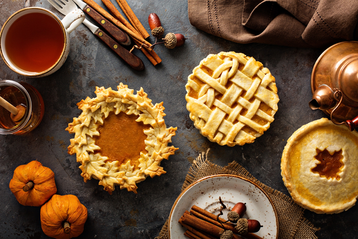 10 Thanksgiving Traditions to Keep Alive