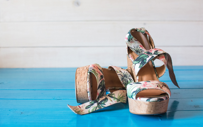 Summer shoes storage