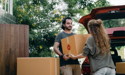8 Tips For Moving in Together