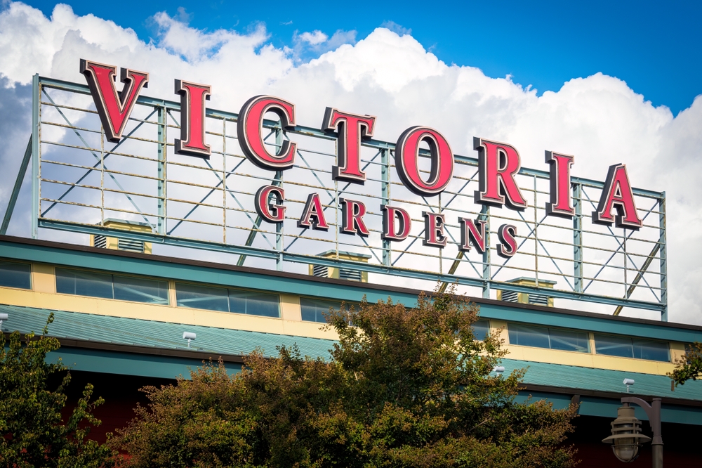 VICTORIA GARDENS 