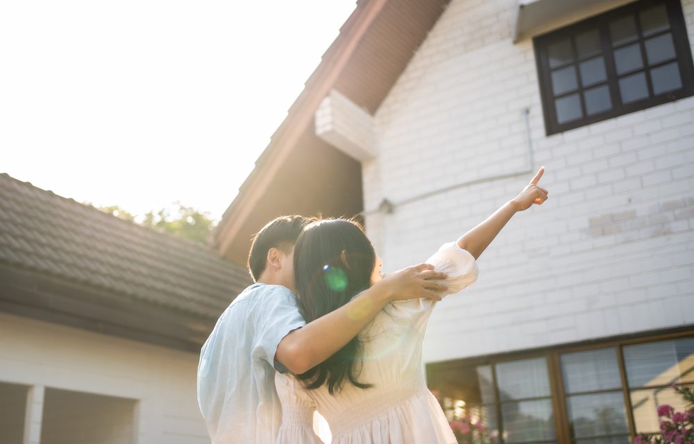 Just Married? Your Practical Guide to Combining Households & Belongings