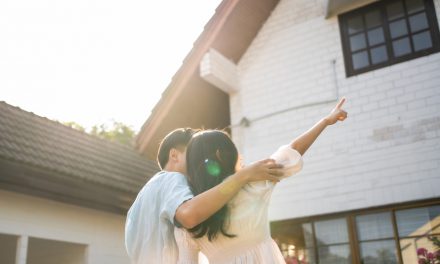 Just Married? Your Practical Guide to Combining Households & Belongings