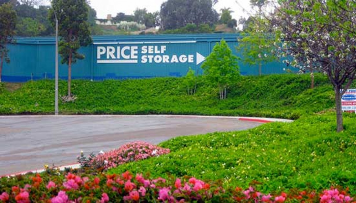 Price Self Storage Solana Beach entrance sign