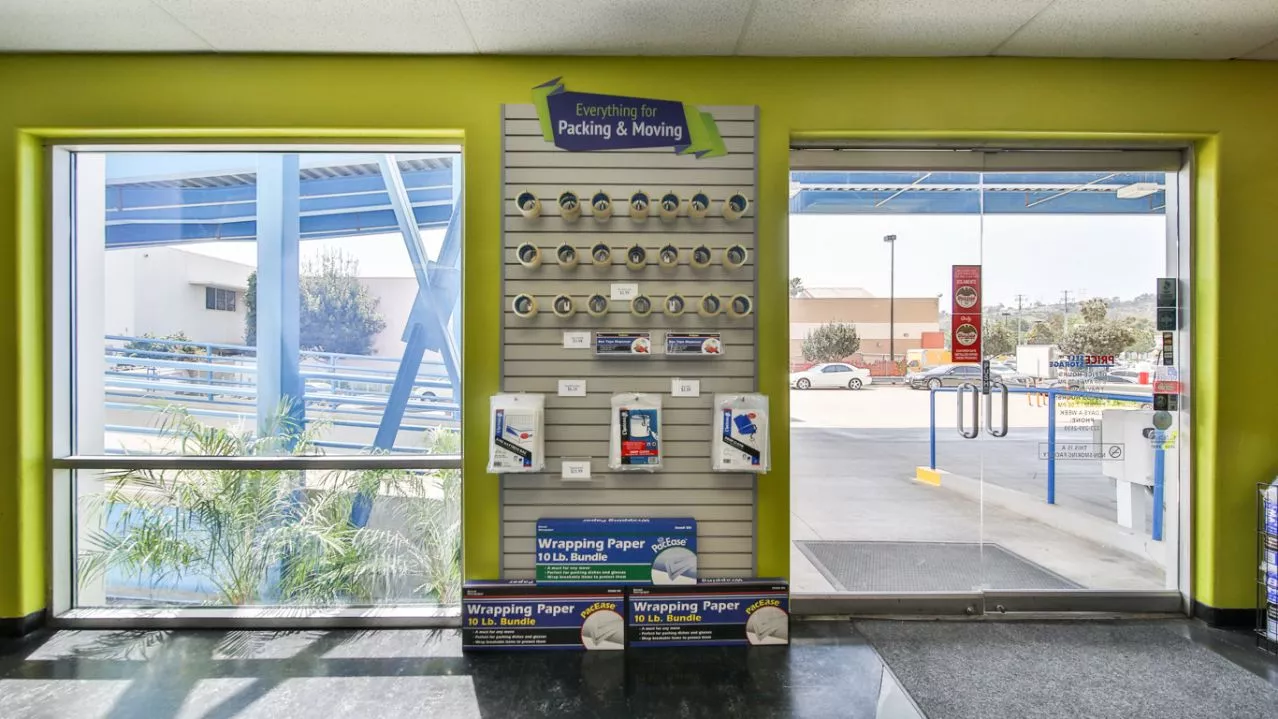 Price Self Storage West Los Angeles La Brea Avenue moving and storage supplies