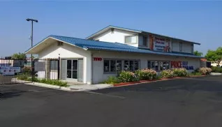 Price Self Storage Azusa rental office